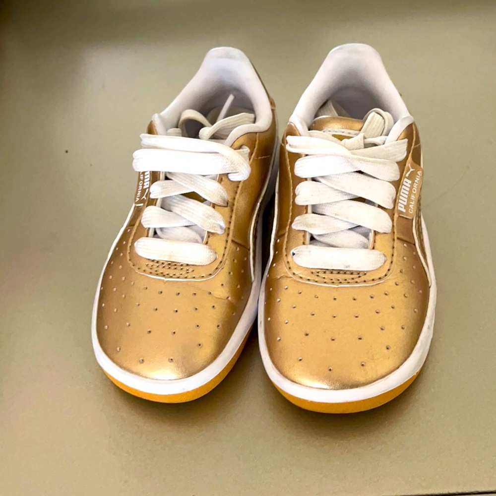 Puma sneakers